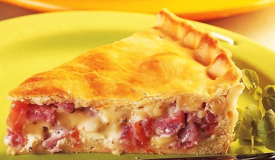 torta de frango com calabresa